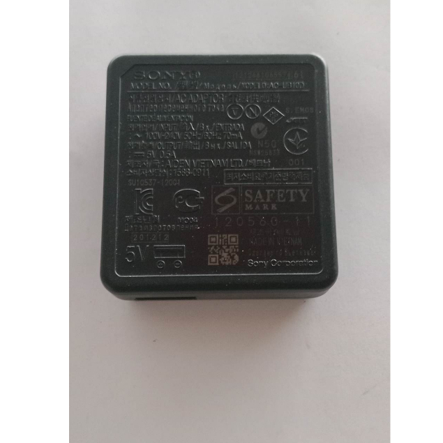 หัวชาร์จ sony AC-UB10D USB 5V. 0.5A. แท้ ตัวชาร์จกล้องsony ของแท้ มือสอง sony AC-UB10D ac-ub10 ac ub