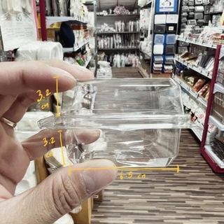 กล่องขนมเหลี่ยม PET ใส TR-24 ฝาล๊อค 1 ช่อง ( 50 ชิ้น )