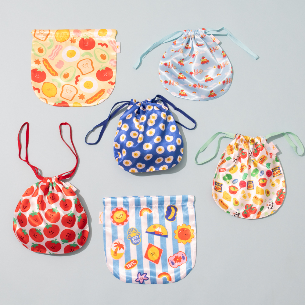 กระเป๋าผ้าซาตินหูรูดใส่ของใช้ส่วนตัว String Bag