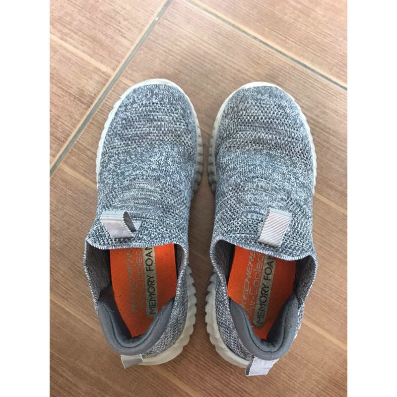 รองเท้าเด็ก Sketcher มือสอง