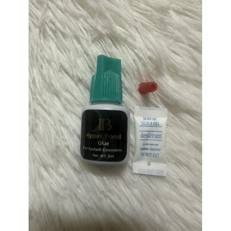 กาวต่อขนตาIB ฝาเขียวมินhyp bond glueแห้งไว้ 0.5 วินาทีกาวแห้งเร็วที่สุดเหมาะกับช่างมืออาชีพค่ะ