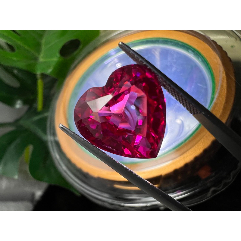 ชมพู (Pink Sapphire 粉红色蓝宝石) 17 กะรัต (Cts.克拉)พลอย สีชมพู..PINK SAPPHIRE ...17 CARATS ....1 PIECES..S