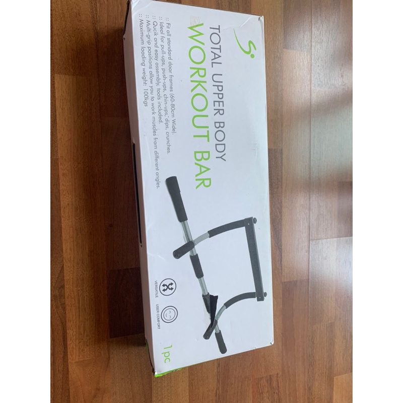 Total Upper Body Workout Bar ยี่ห้อ S Brand