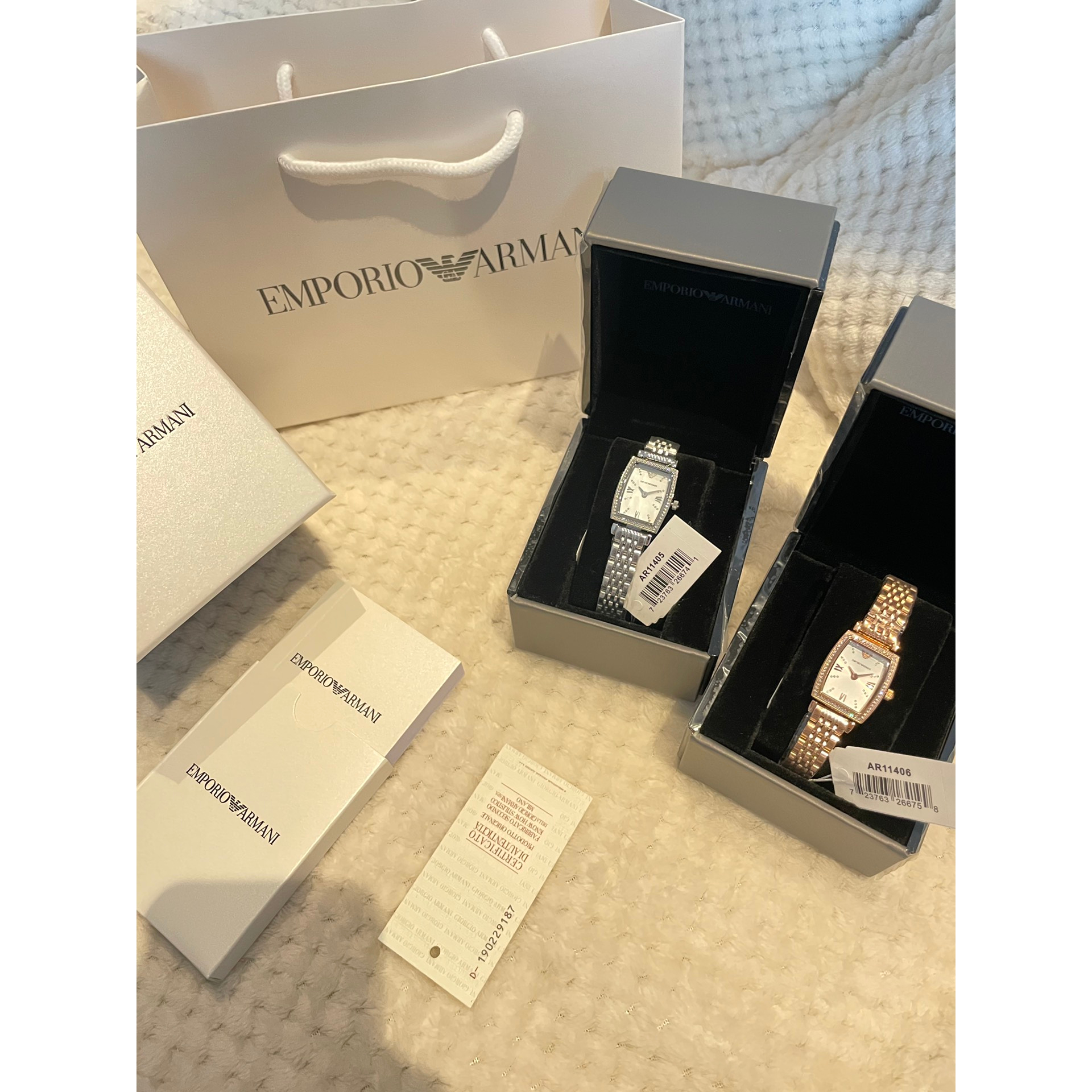 Armani woman's crystal-encrusted quartz watch AR11405 AR11406 - 26mm minimalist fashion watch