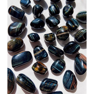 1 Pc Blue Tiger Eye Tumbled Stone, Tumbled Tiger eye Bulk Crystals for Jewelry Making, Mineral Collecting, and Crystal