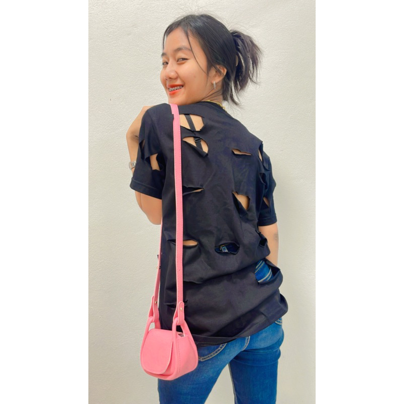 เสื้อขาดทั้งหน้าและหลัง คอตตอน100% Hot🔥