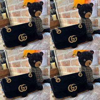 กระเป๋าGUCCi แท้ หนังกำมะหยี่ สภาพดี อุปกรณ์ตามภาพ