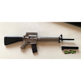 โมเดล M16A1 สีเงิน สเกล 1/6