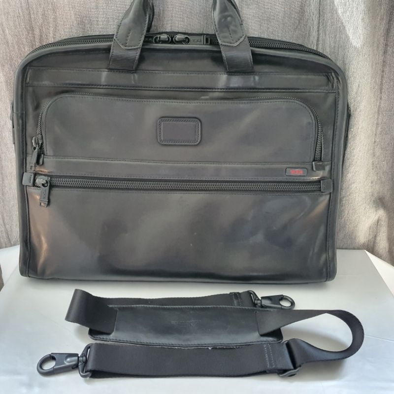 TUMI กระเป๋าหนัง กระเป๋า Laptop Briefcase Messenger Business Bag มือสอง