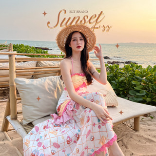 R25 Sunset Kiss : Dress เดรสยาวผ้าพริ้วสวย อกสีมัสตาร์ดแต่งระบายสีชมพู