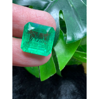 12.80 carats columbian emerald emerald cut 12x13m 1 pieces