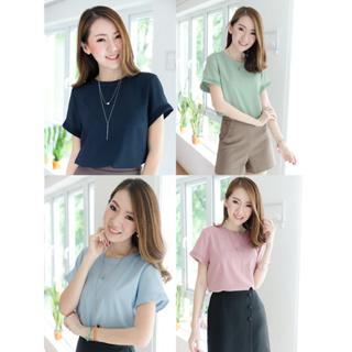 Narinari : NT821 Lace Line Short Sleeve Blouse เสื้อทำงานแขนสั้นแต่งแถบลูกไม้