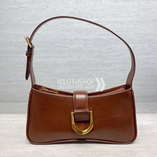 CHARLES &amp; KEITH : Gabine Curved Shoulder Bag  รหัสสินค้า CK2-20270913 size.M กระเป๋าสะพายไหล่