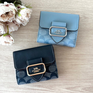 มี 2 สี &gt;&gt; Coach Small Morgan Wallet In Signature Chambray