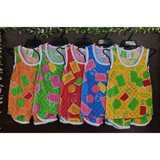 ชุดกล้ามเด็ก คละสี ชุดละ 29-39 บาท