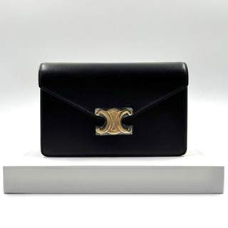 Celine wallet on chain triomphe in shinny calfskin