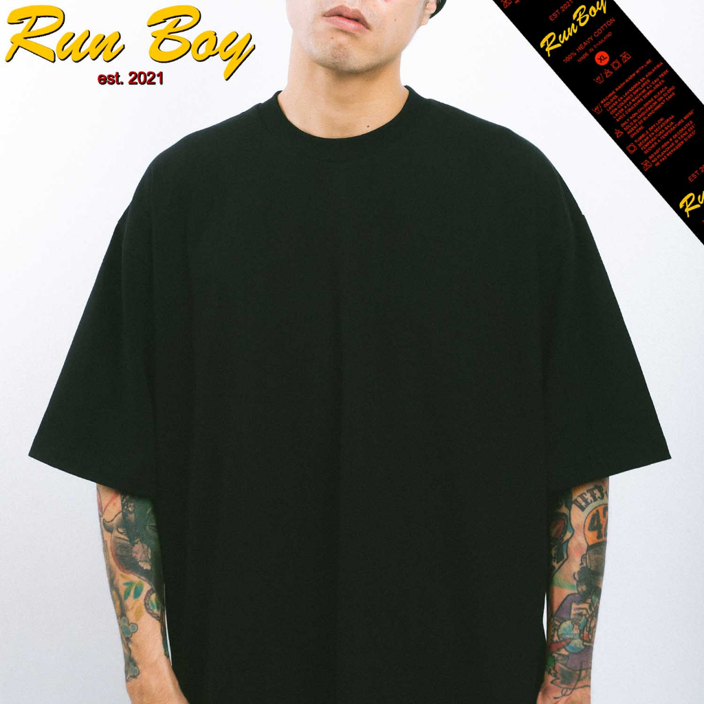 เสื้อยืด RUNBOY ป้ายแดง คอฟิต สีดำ