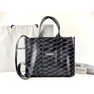 👜รุ่นใหม่New​ Balenciaga Hardware tote M Black grey