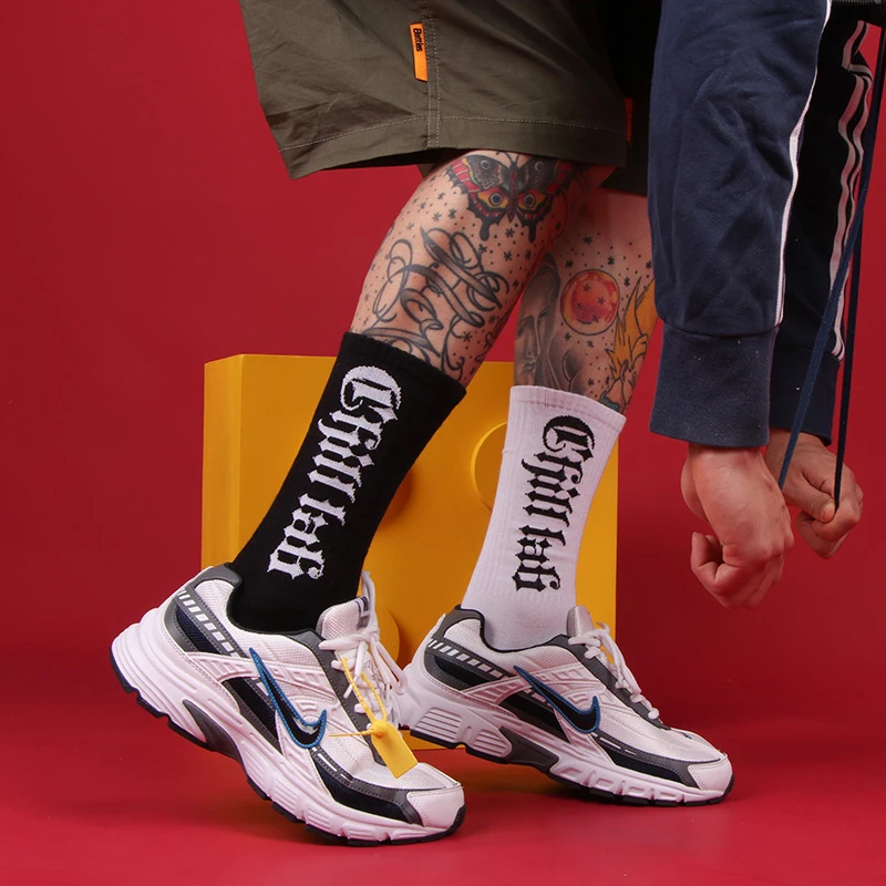 ถุงเท้า Chill Lab Socks ถุงเท้าโอสคูล ฮิปฮอป พร้อมส่งในไทย