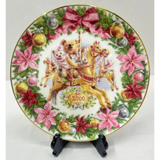 จานROYAL DOULTON CLASSICS CHRISTMAS CAROUSEL