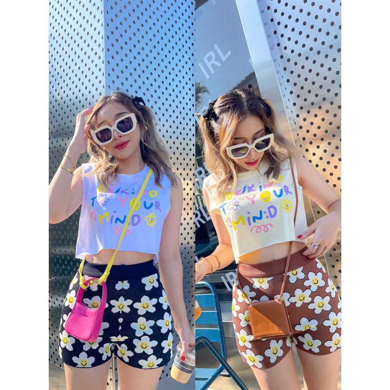 daisy smile short pants