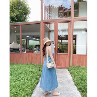 “Light Denim dress” เดรสยีนส์รุ่นไลท์