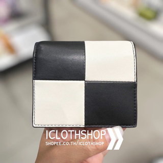 CHARLES &amp; KEITH : Georgette Small Wallet - Black รหัสสินค้า CK6-10770585 กระเป๋าสตางค์ใบสั้น