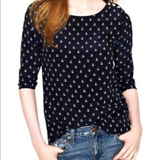 📌FOREVER21 women black silk anchor printed blouse size L เสื้อเบราส์ เสื้อทำงาน สีดำ แบรนด์ฟอเอเวอร์21 ผ้าไหมซาติน