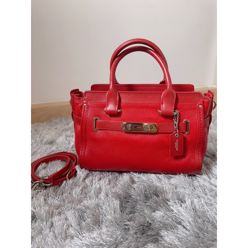 กระเป๋า coach swagger21”