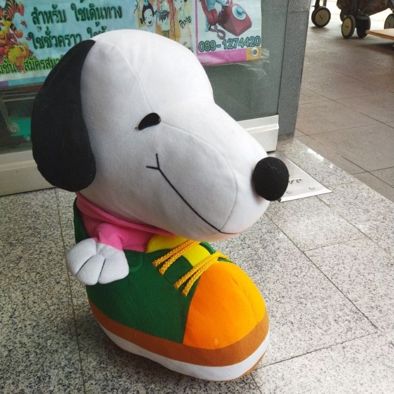 ตุ๊กตา snoopy. ตัวใหญ่ มือสอง