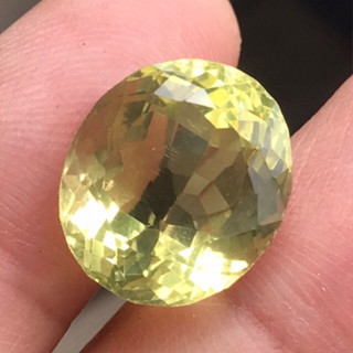 12.75ct เลม่อนควอต บราซิล  VS Oval Natural Yellow Lemon Quartz Brazil