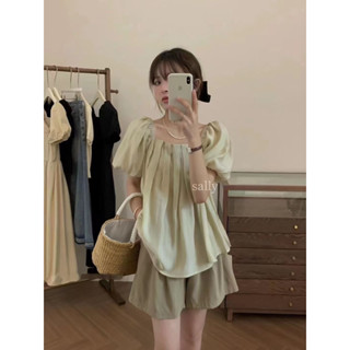เสื้อแขนบอลลูนผูกหลังตีเกร็จหน้า ขนาด :อก 36" ยาว 18"