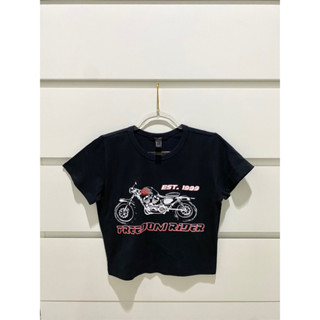 เสื้อครอป Forever21🏍️