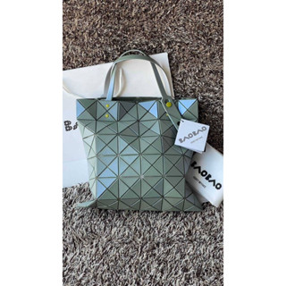 BAO BAO ISSEY MIYAKE LUCENT 6X6 One-Tone Tote Bag💯เช็คสินค้าก่อนสั่งซื้อ ‼️กระเป๋าสะพาย กระเป๋าแบรนด์เนม กระเป๋าถือ