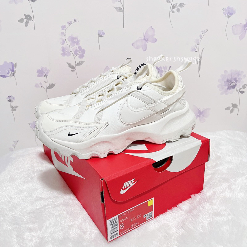 อ่านก่อนสั่งค่ะ 😊 Pre-order ✈️ รองเท้า Nike TC7900 (DD9682-100)