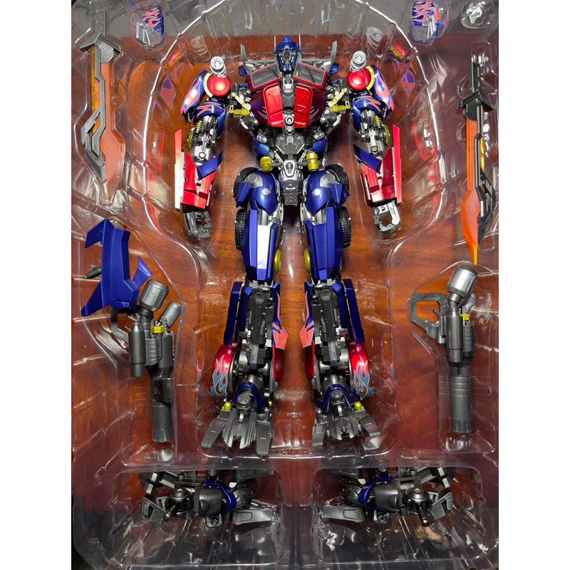 MC003 Optimus Prime DLX