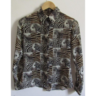 เสื้อเชิ้ต เสื้อเบลาส์ ลายม้าลายสวยเก๋ ผ้าชีฟองซีทรูไม่บางมาก เก๋ๆ Women long sleeve zebra print shirt size s-m