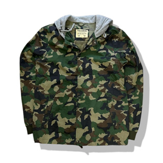 Pull&amp;Bear Camo Hooded Jacket รอบอก 45”