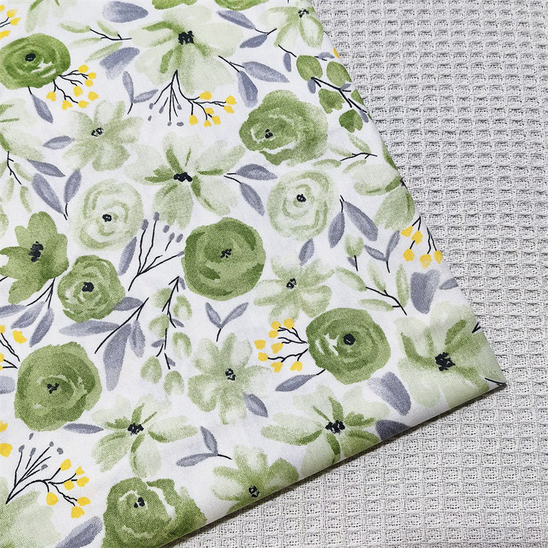 ผ้าคอตตอน 100% ผ้าเมตร หน้ากว้าง 160 เซนติเมตร พิมพ์ลายหมี พิมพ์ลายดอกไม้