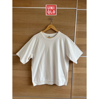 UNIQLO x cotton T-shirt ขาว x L ❌ตำหนิ รอยเปื้อนจิ้ว ข้างลำตัว อก 44 ยาว 26 Code :802(6)