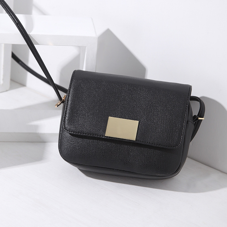 กระเป๋าสะพายข้าง รุ่น gold bar crossbody bags ราคา ถูกที่สุด ดีลบีเคเค แกลเลอรีภาพที่ 6