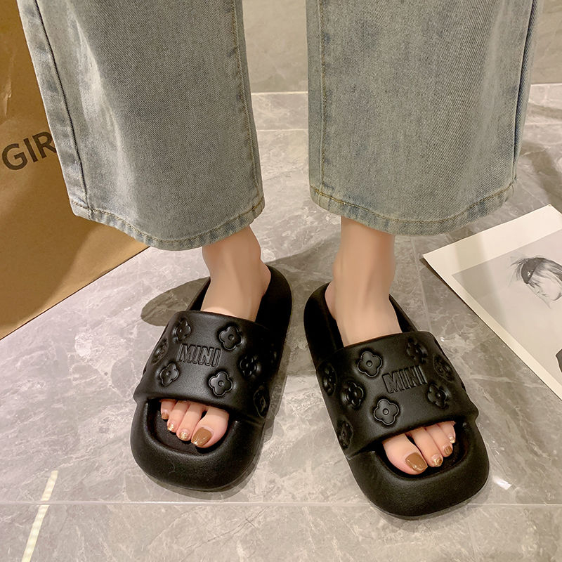 GFShop  แนะนำสินค้าเข้าใหม่🌈รองเท้าแตะแฟชั่นสไตล์เกาหลี ใส่สบาย ปั้มลายน่ารักน่ารัก ราคาโปรโมชั่นถูกๆแบบนี้จะหาจากไหนก่อ
