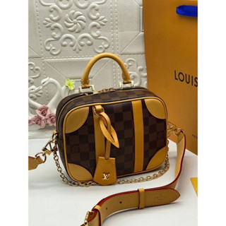 กระเป๋า Louis Vuitton งานออริหนังแท้ size 20 cm*