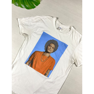 เสื้อยืด Bruno Mars สีขาว ลายหน้าตรง สวยๆ สภาพใหม่ Size M