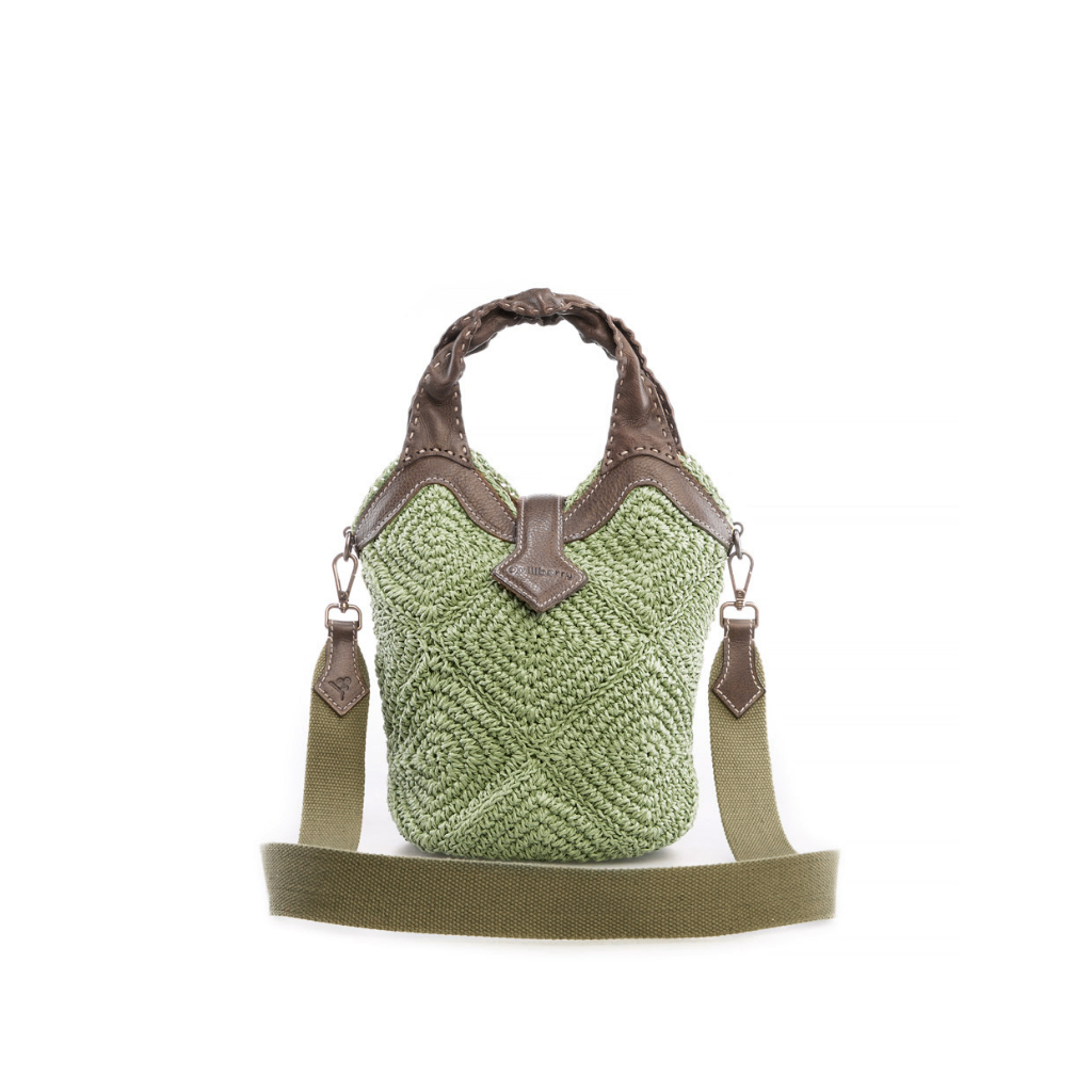 Quillberry Pyramid tote กระเป๋าสาน กระเป๋าสะพายข้าง