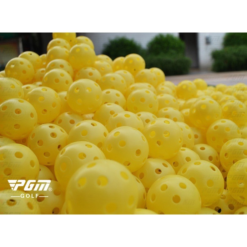 PGM Golf Ball for Practice ลูกกอล์ฟฝึกซ้อมในที่ร่ม (Q009) สีเหลือง แบบมีรู