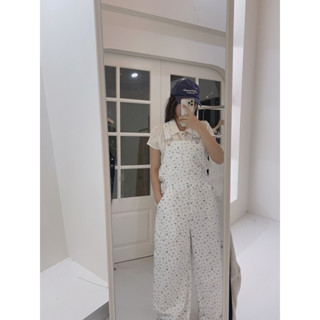 cpjgirlxx | พร้อมส่ง Winnie Overalls - White/Black/Garden เอี๊ยมยีนส์ พรีเมี่ยม เกาหลี