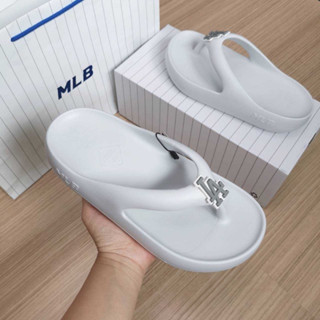 พร้อมส่ง MLB Chunky Bouncer Flip-Flop แตะคีบสีเทา logo LA 🤍🤍