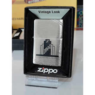 ZIPPO 230 PLANETA WEEKS TRIAL  VINTAGE LOOK BRUSHED CHROME COLOR IMAGE   สีเงินผิวโครเมี่ยมลายแบบสกรีน ทรงย้อนยุคปี1937