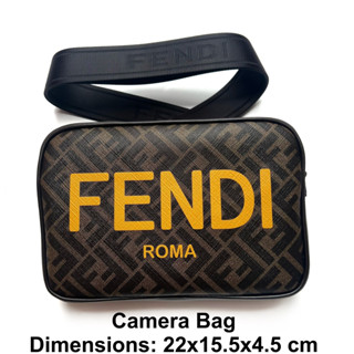 FENDI Camera Crossbody Bag ของแท้ 100% [ส่งฟรี]